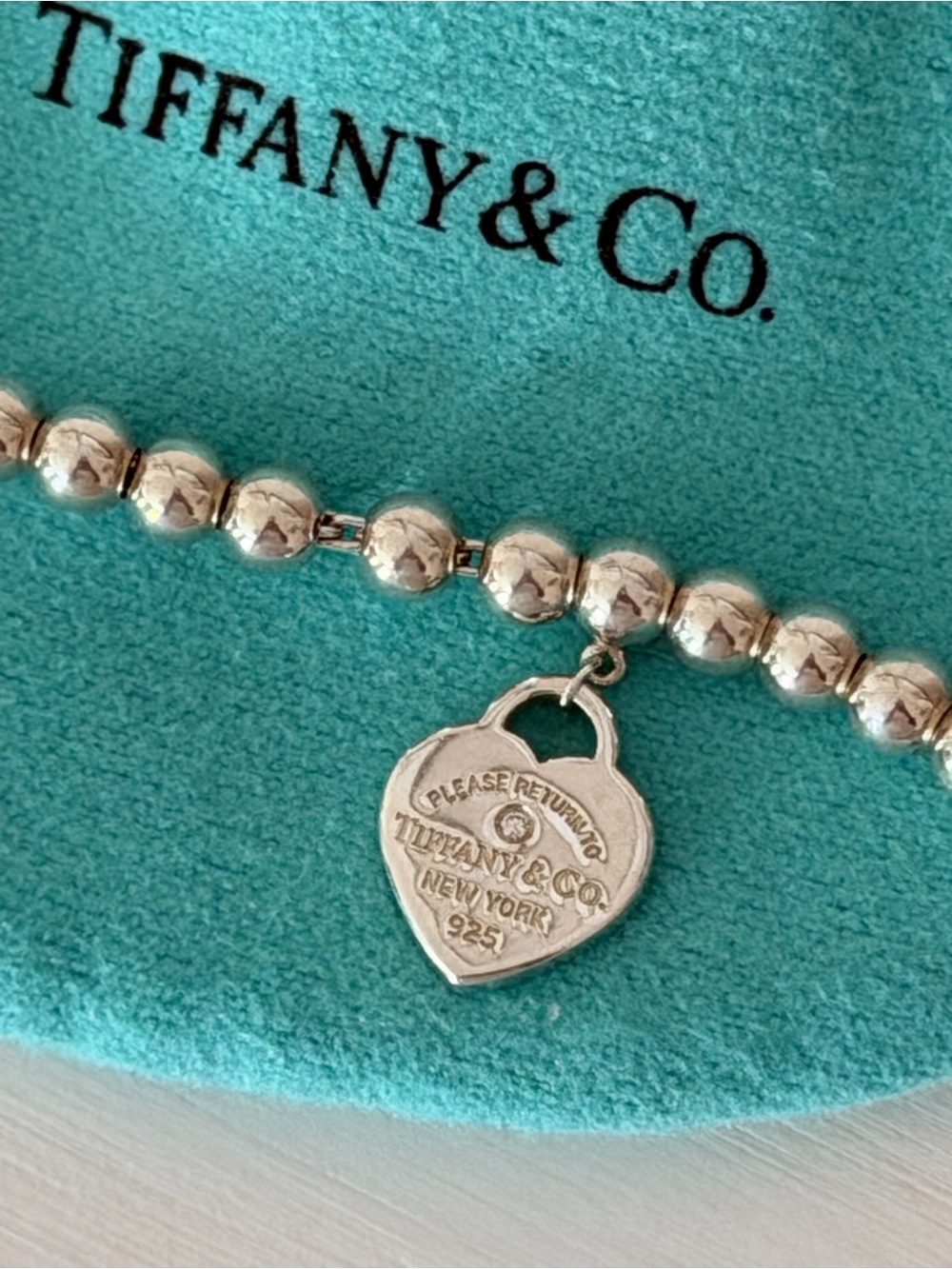 Return to Tiffany® Blue Heart Tag Bead Bracelet in Silver with Diamond - Picture 5 of 6